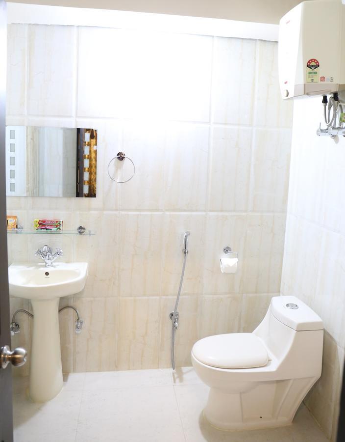 Hotel Europa Inn Dimāpur Kültér fotó