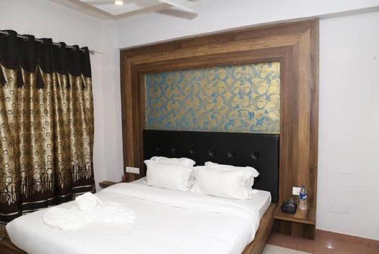 Hotel Europa Inn Dimāpur Kültér fotó