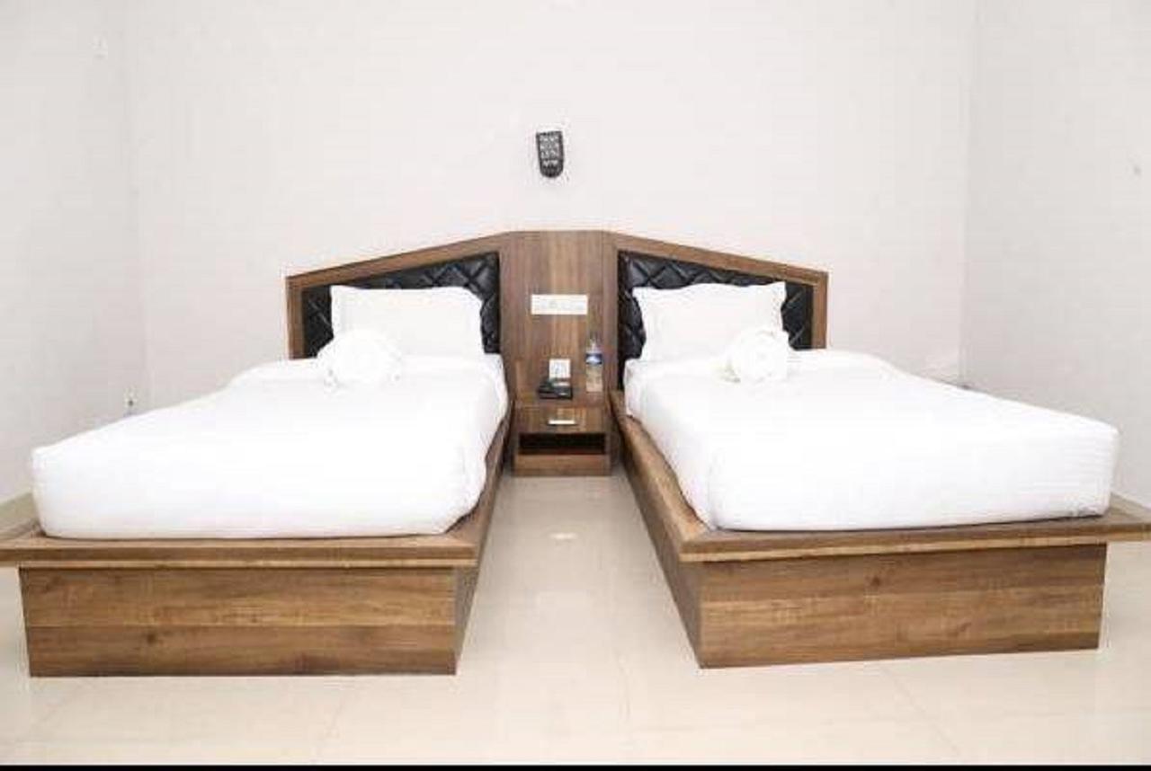 Hotel Europa Inn Dimāpur Kültér fotó